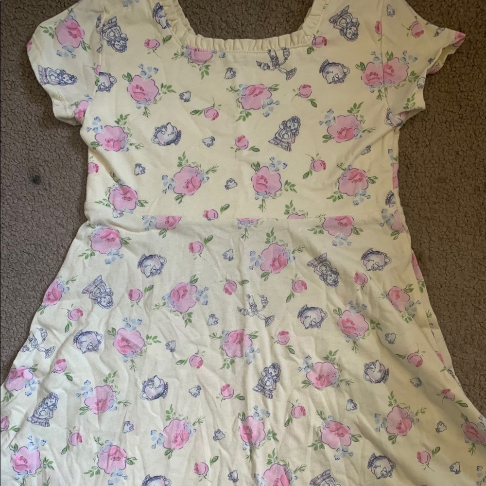 Little girls size 6 Disney animators dress